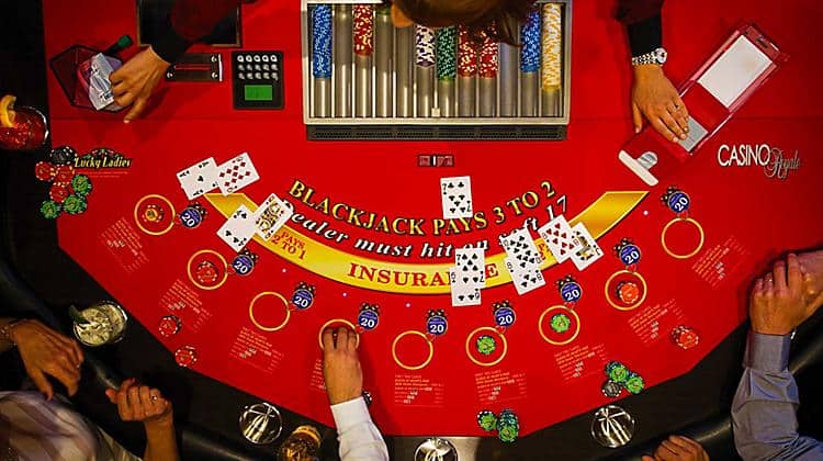 Những sai lầm phải tránh để thắng Blackjack Nhung sai lam phai tranh de thang Blackjack