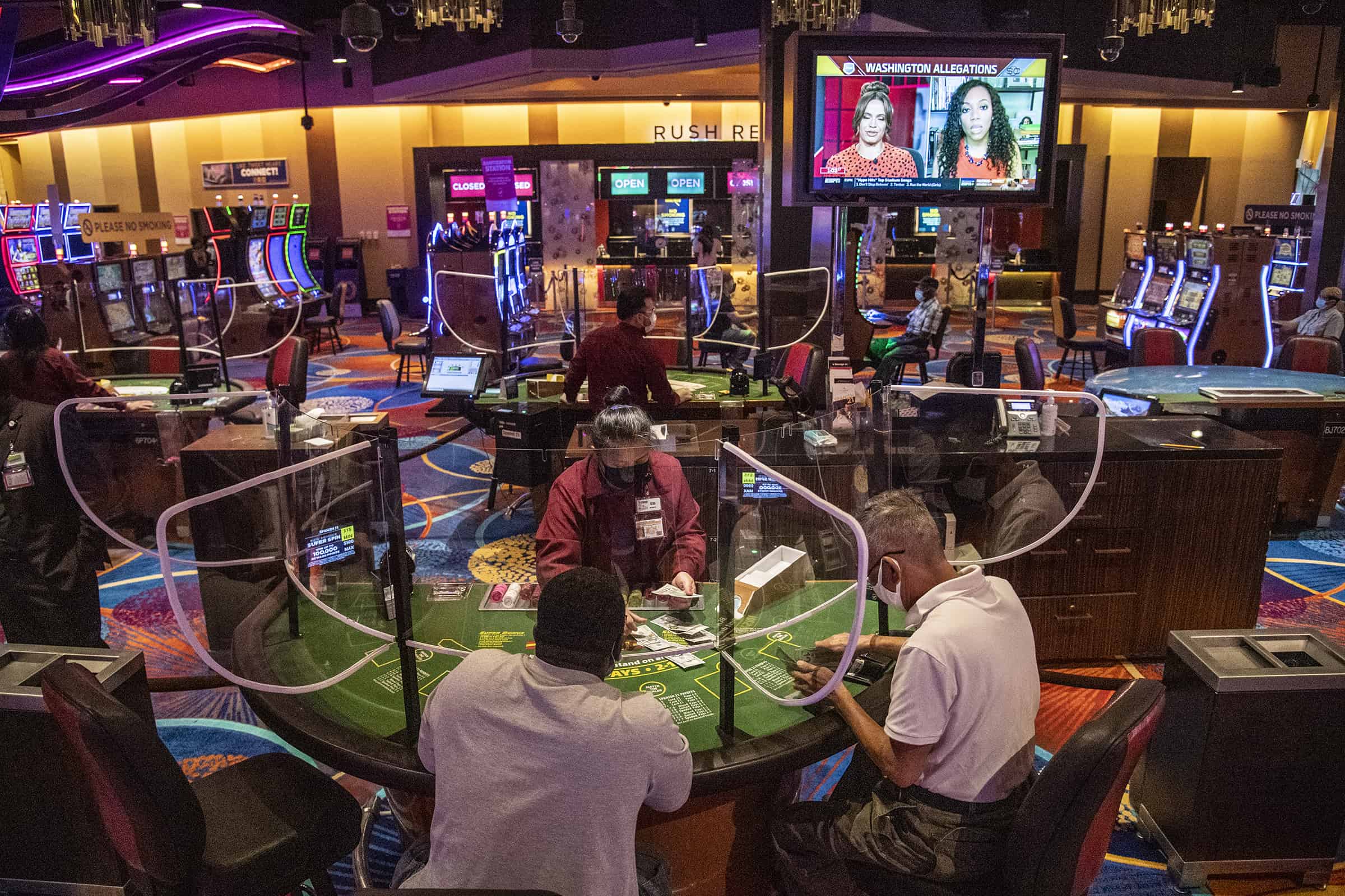 Giới thiệu những hình thức chơi của tựa game Poker? Gioi thieu nhung hinh thuc choi cua tua game Poker?
