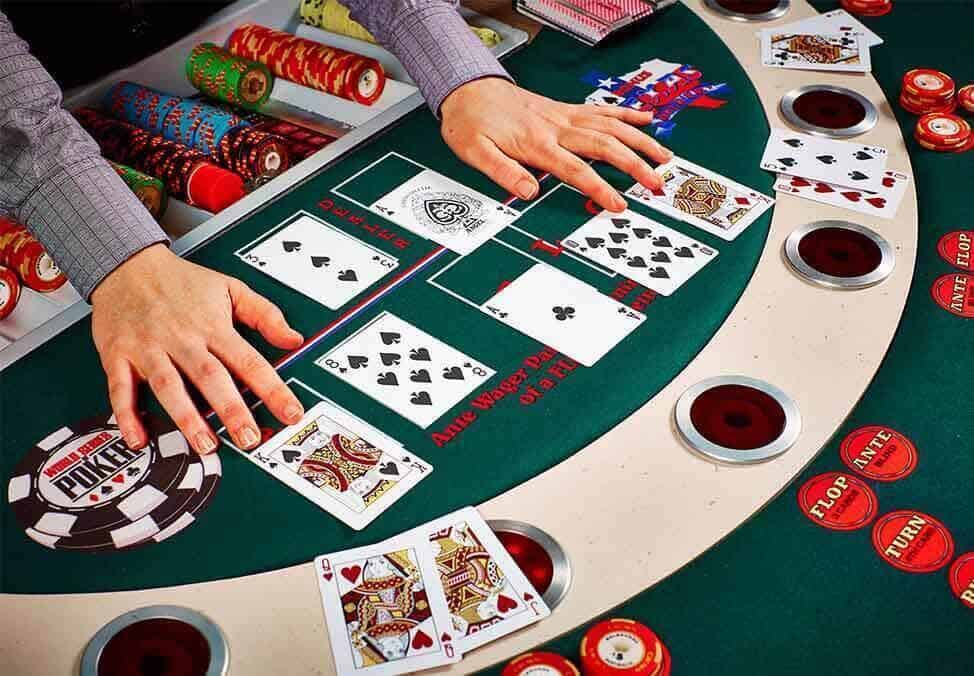 Tìm hiểu về những hình thức chơi mới của tựa game Blackjack? Tim hieu ve nhung hinh thuc choi moi cua tua game Blackjack?