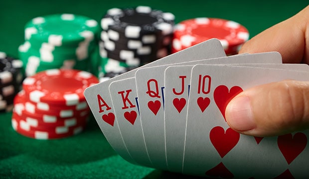 Loi khuyen huu ich cua cao thu Poker muon gui den tan binh