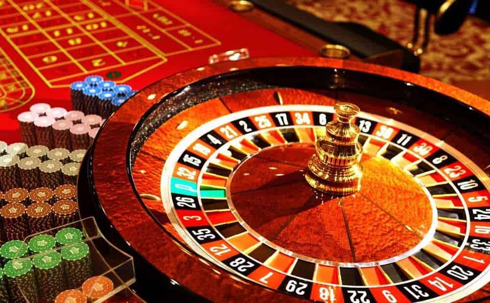 Roulette là tựa game quen thuộc tại sòng bài online